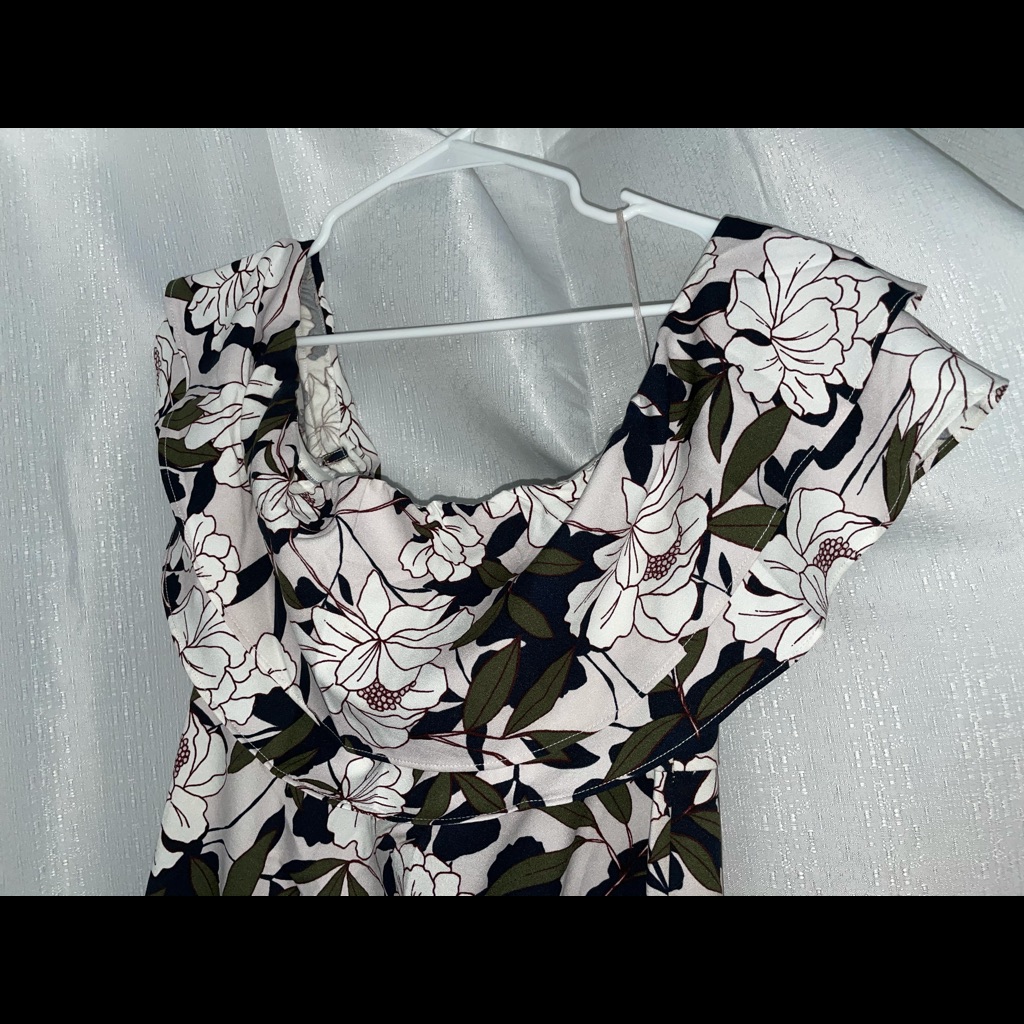 Brand New Baana Republic Dress